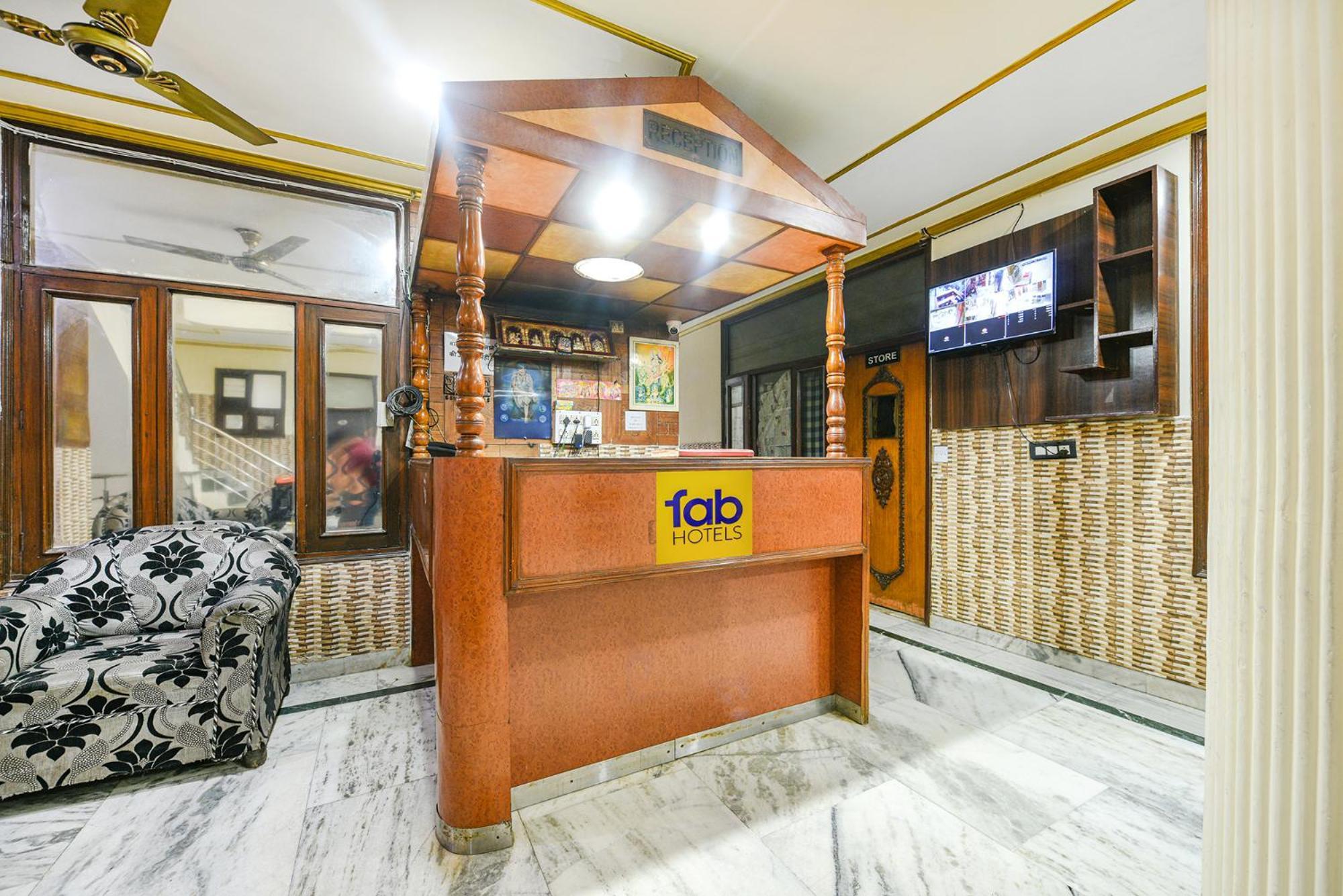 Fabhotel Royal Inn Chandīgarh Zewnętrze zdjęcie