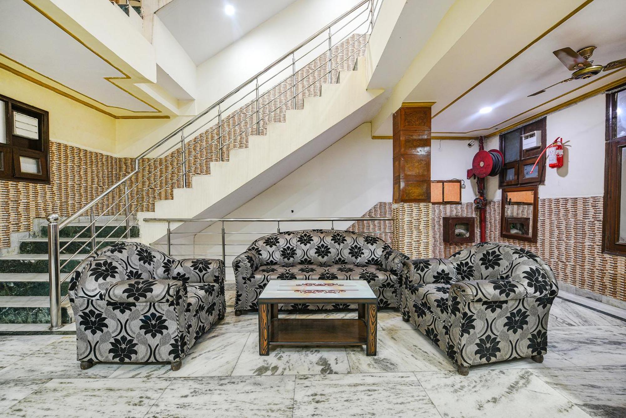 Fabhotel Royal Inn Chandīgarh Zewnętrze zdjęcie